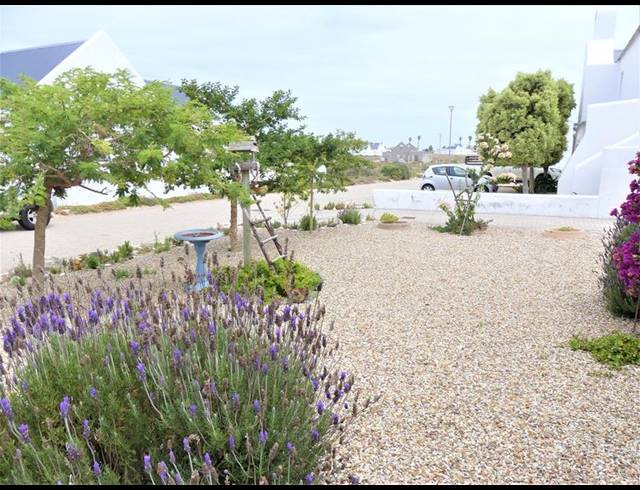 3 BEDROOM HOUSE FOR SALE IN LAMPIESBAAI